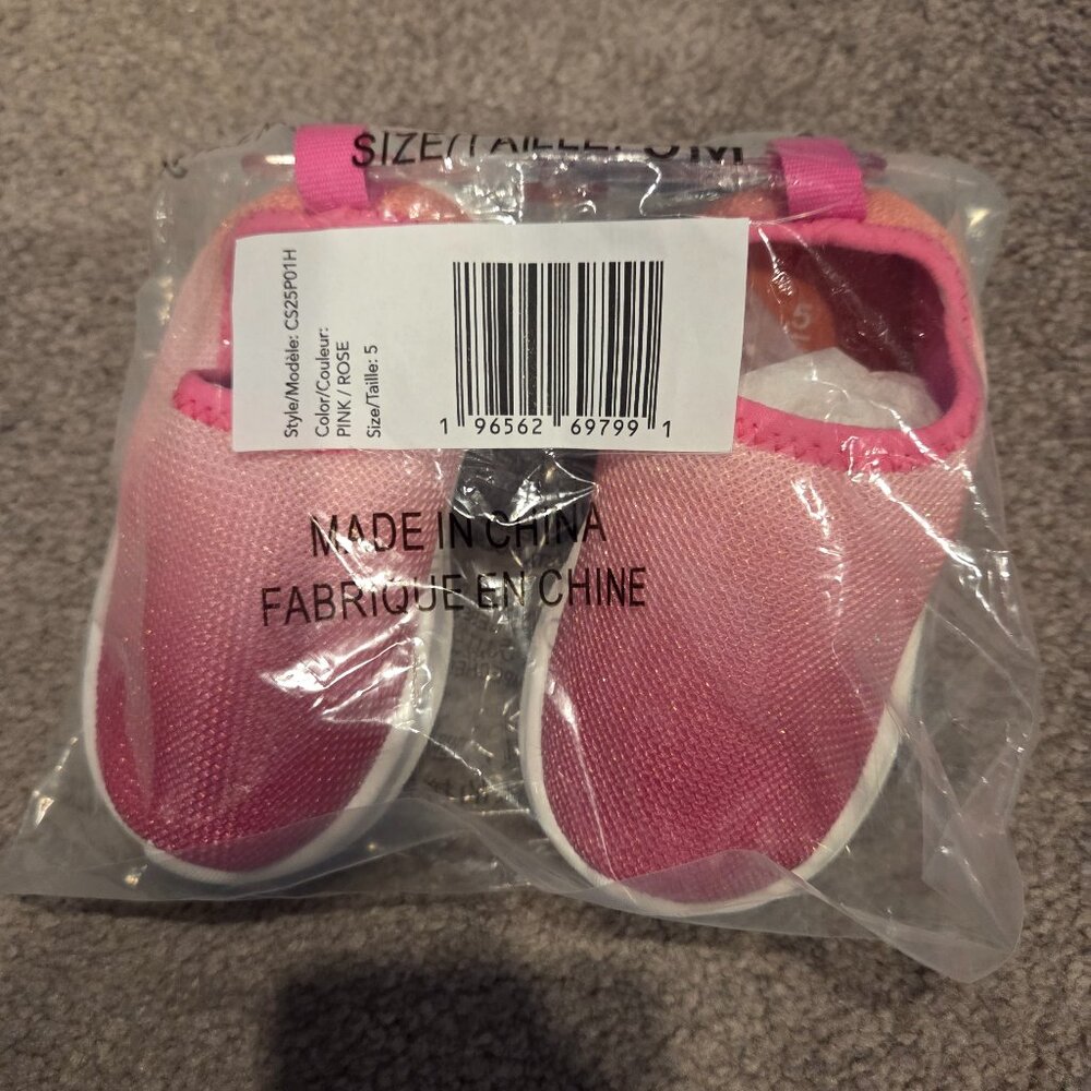 Toddler water shoes